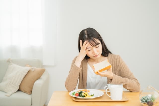 これは病気？朝 食欲がない 気持ち悪い時の原因や対策・治療法 - 一般社団法人 起立性調節障害改善協会